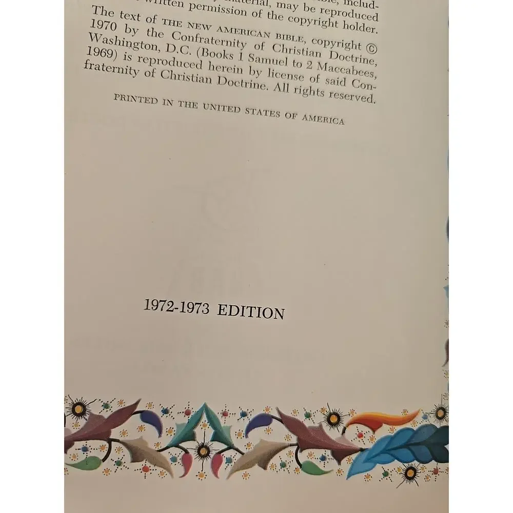 VTG 1972-1973 Edition Holy Bible Pope Paul VI and The Vatican Heirloom Hardcover